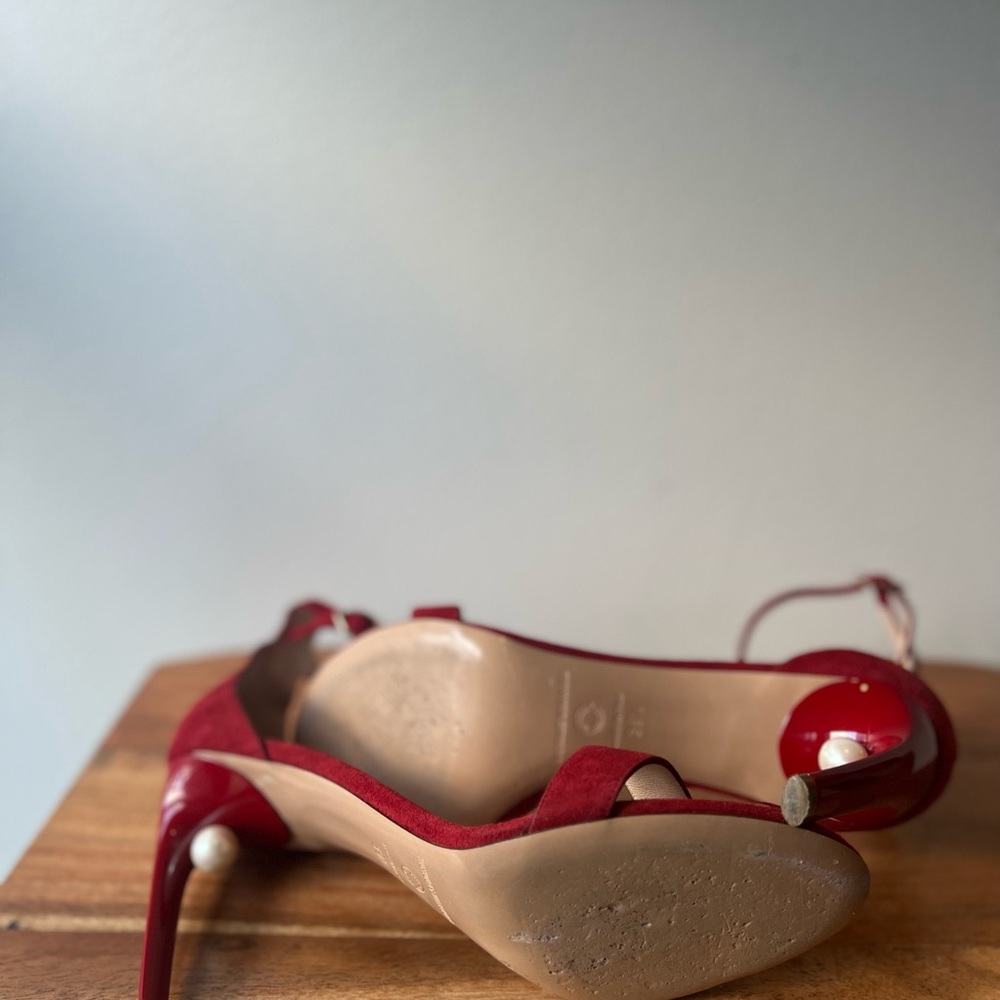 Nicholas Kirkwood Red Heels with Pearl Detail - Picture 4 of 8